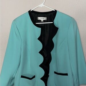 Women’s Blazer